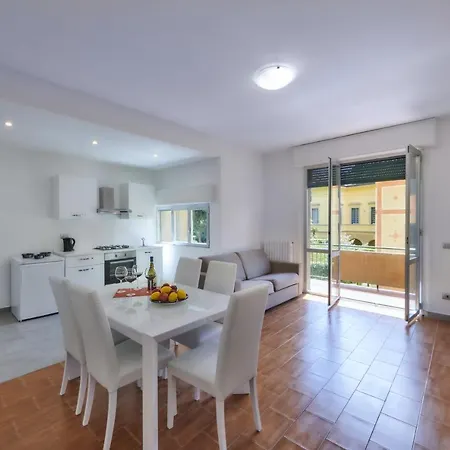 Апартаменты Casa Iris *
